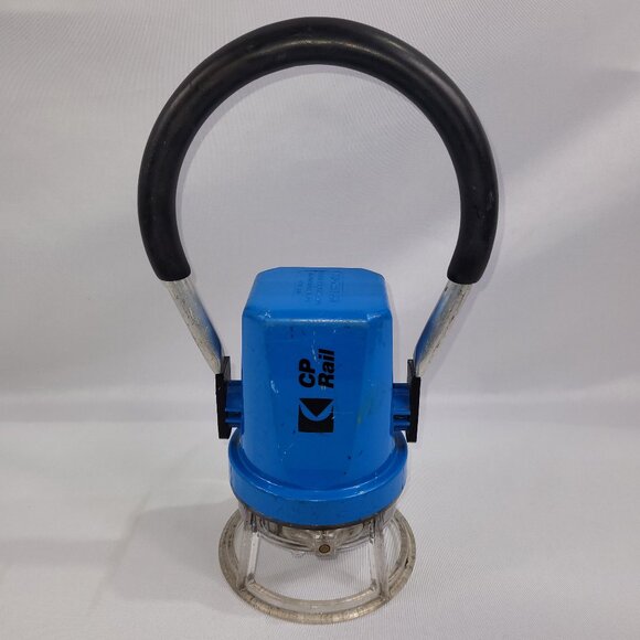 CP Rail CPR Vintage Flashlight Lantern Light Canadian Pacific Railway Train - Picture 1 of 2